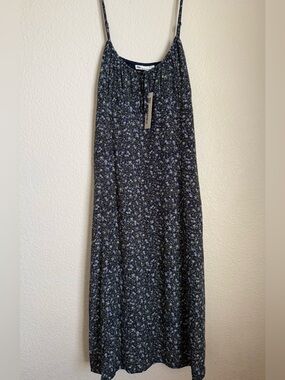 No Boundaries Navy Floral Midi Dress